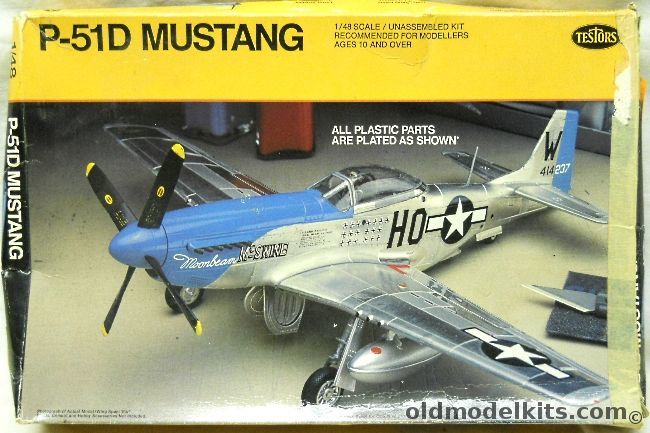 Testors 1/48 North American P-51D Mustang Chrome Plated - 487th FS 352nd FG 8th AF 'Moonbeam McSwine', 208 plastic model kit